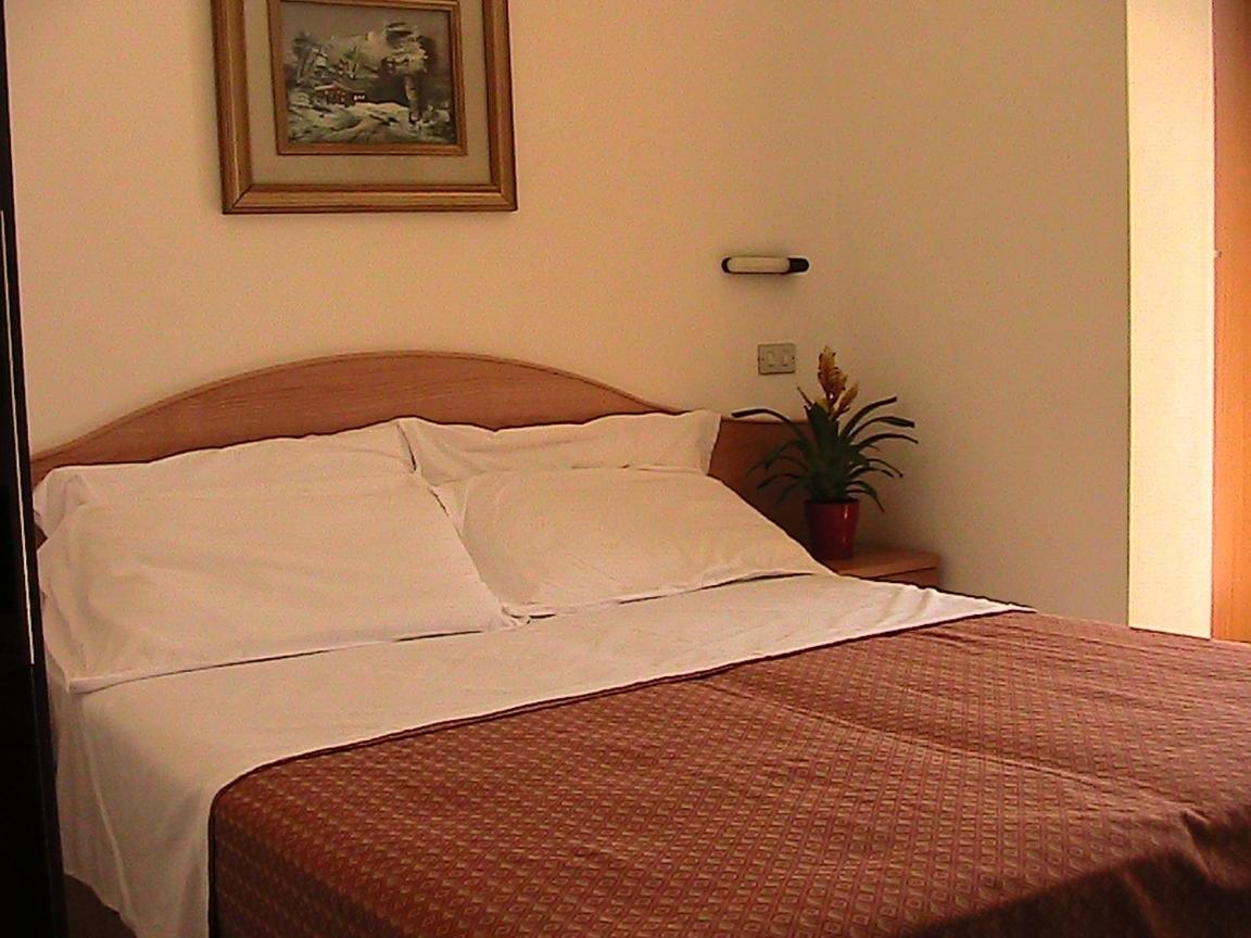 Hotel Universo Rimini Zewnętrze zdjęcie